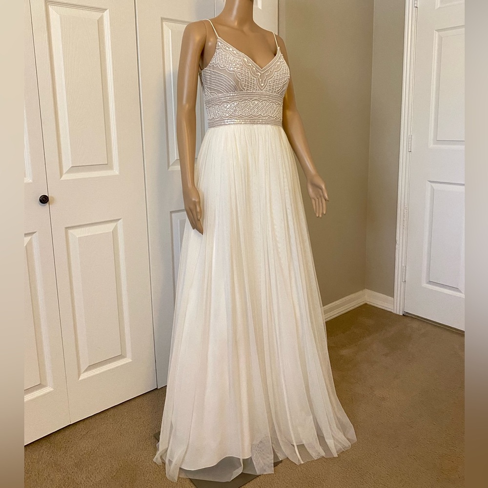 NWT Adrianna Papell Beaded Gown 8